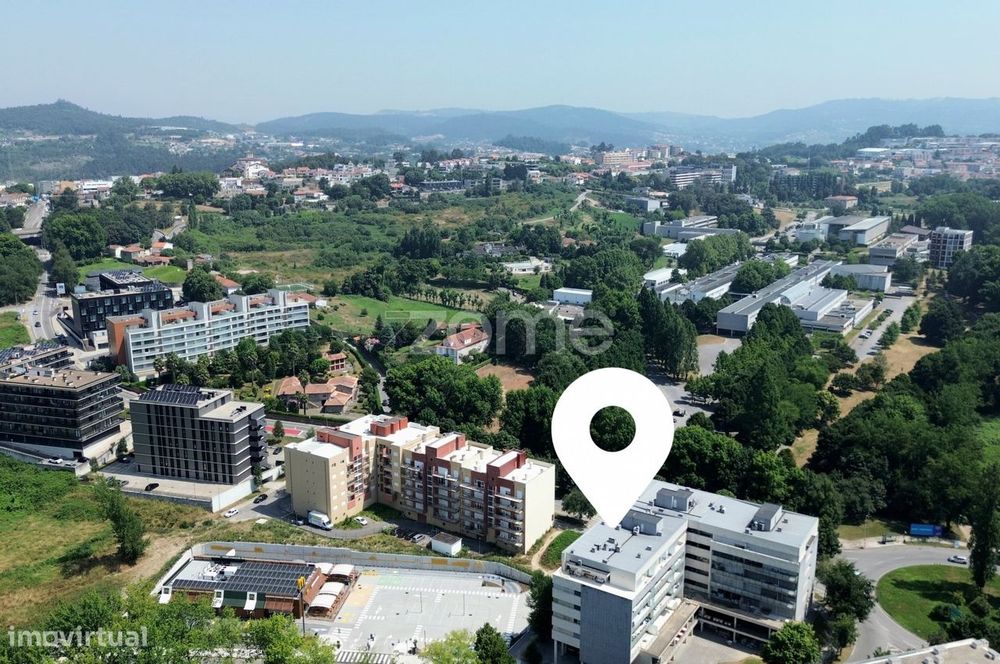 Lugar garagem 30 p/ arrendamento em Azurém, junto U. Minho, Guimarã...