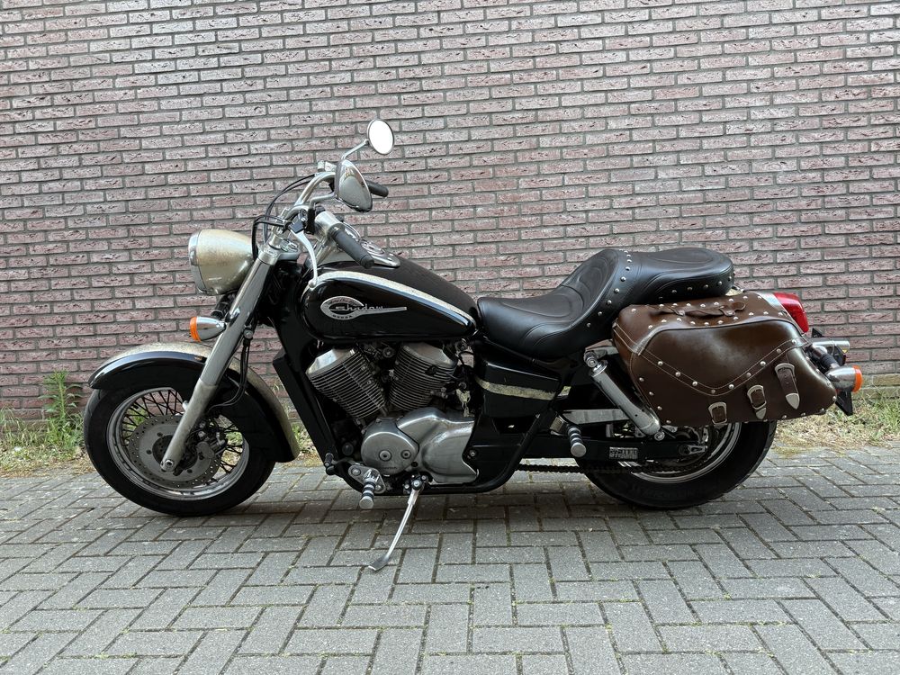 Honda Shadow VT750 ace