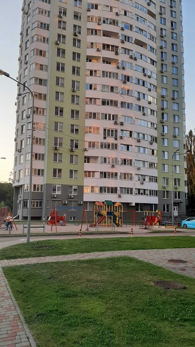 Здам 1 к.кв-ру 45 кв.м. ЖК Озерний Обухівська 139  Видова