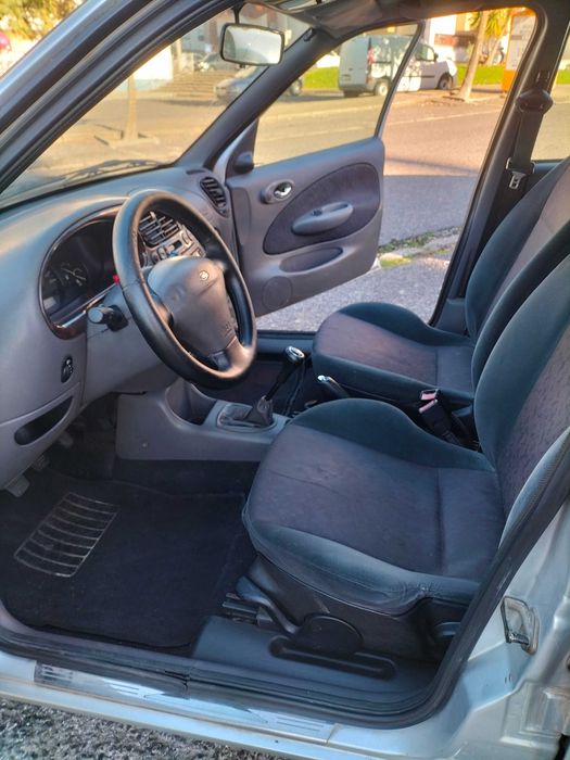 Ford Fiesta 1.25 Ghia - 2000 - inspeção até 26 de março de 2026