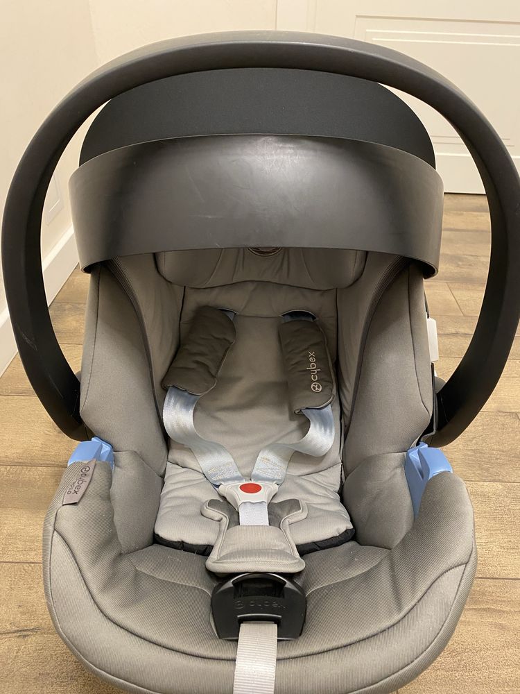 Автокрісло Cybex Aton 5 soho grey