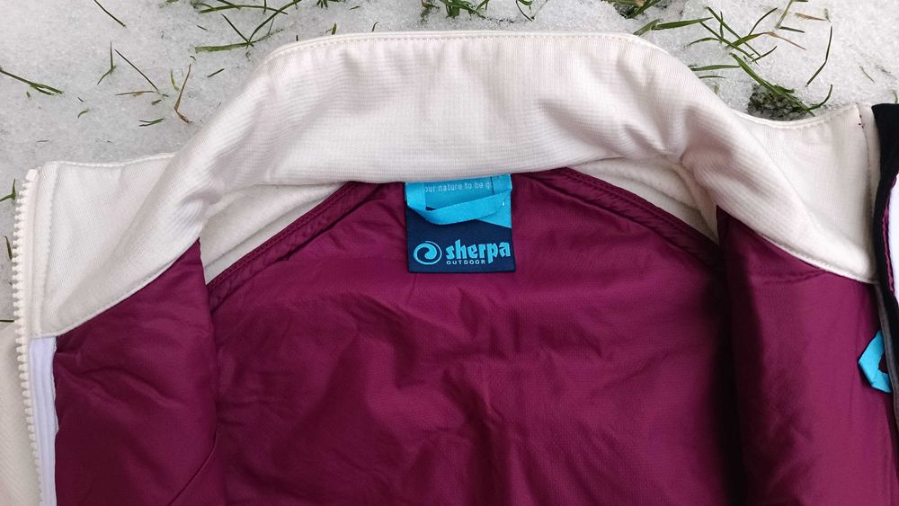 Жноча стильна, трекінгова куртка на мериносі Sherpa Hanwa