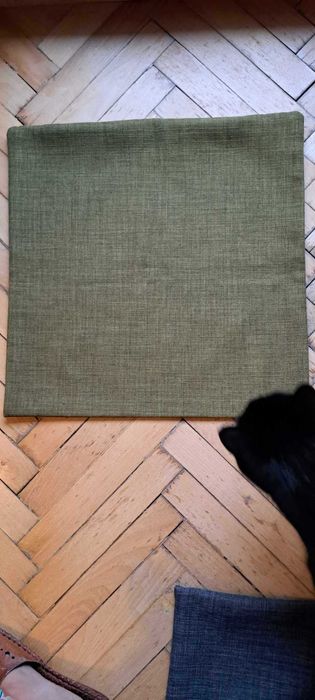 2 poszewki 44 x 44 cm