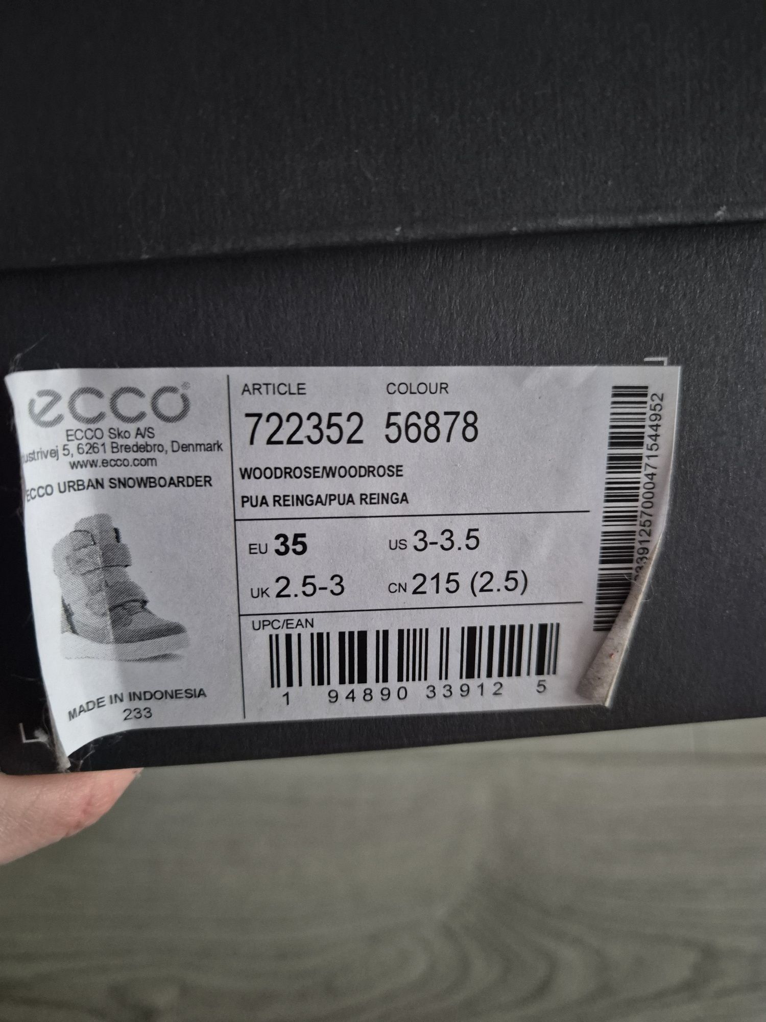 Підліткові черевики для дівчинки ECCO Urban Snowboarder 35р