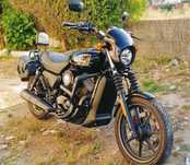 HARLEY Davidson Street Rod