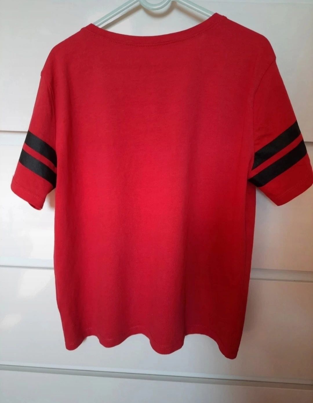 Czerwony T-shirt, koszulka