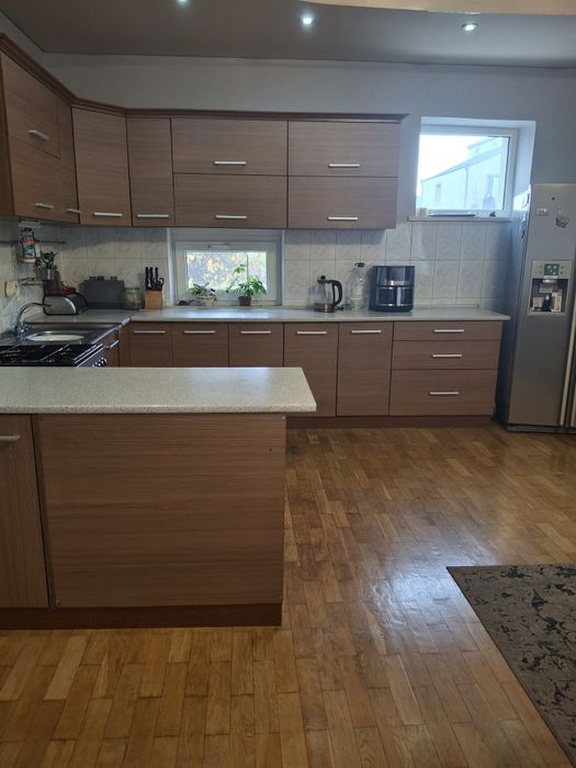 Будинок в місті для великої родини