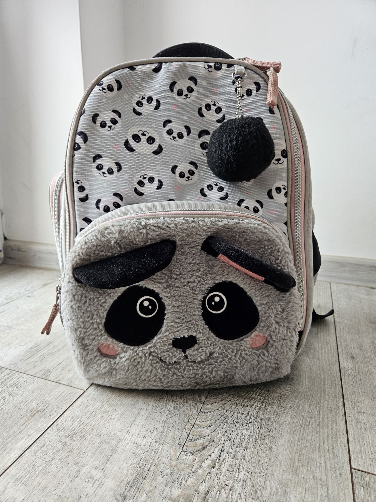 Tornister plecak panda dla dziewczynki Majewski