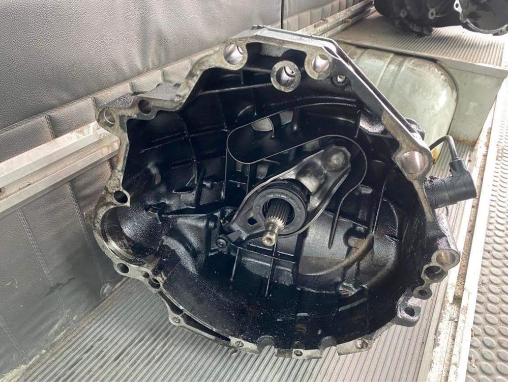 Skrzynia biegów 2.5 TDI audi Passat 2.5 tdi v6