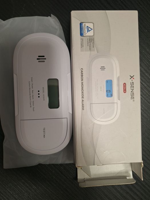 Czujnik tlenku węgla X-Sense XC04-R.