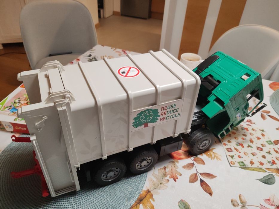 Śmieciarka Bruder MAN