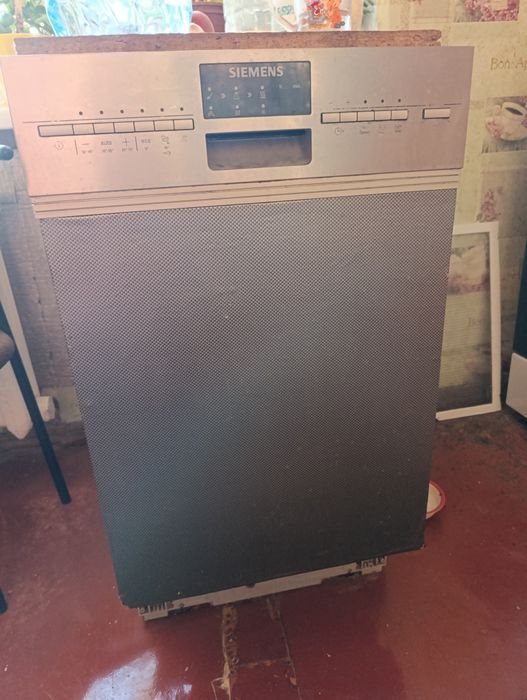 Посудомоечная машина "Siеmens",в хорошем состоянии большая тихая