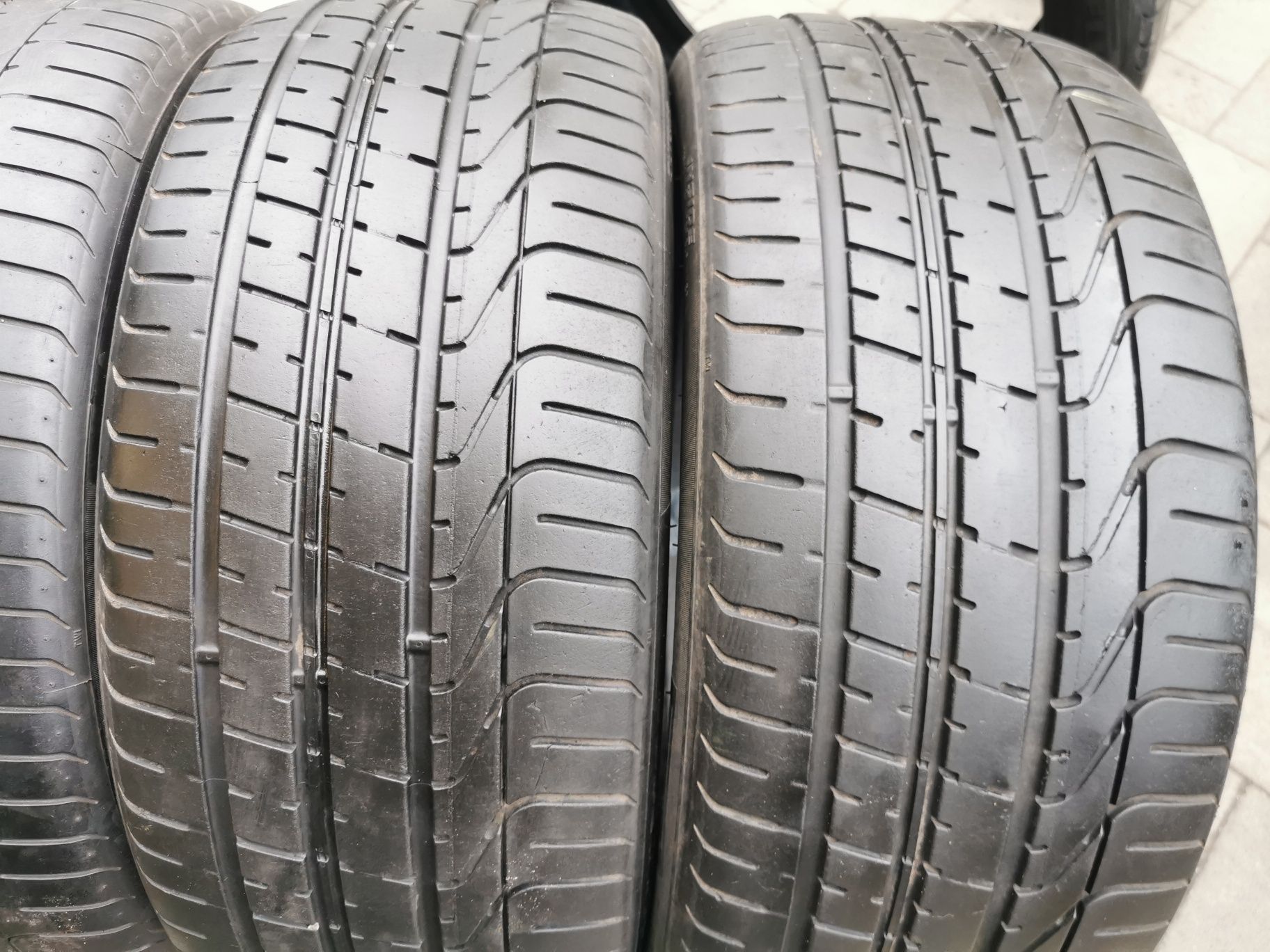 Разноширокие шины 255/40 R20 285/35 R20 Pirelli Pzero