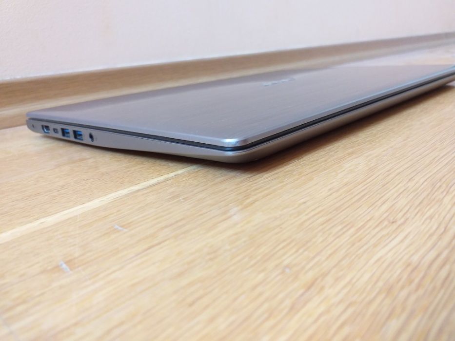 Laptop Acer Swift 3 i5 Aluminiowy