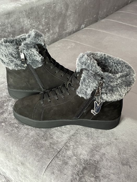 Остання пара! Жіночі Зимові черевики Caprice, розмір 38 ботинки чоботи
