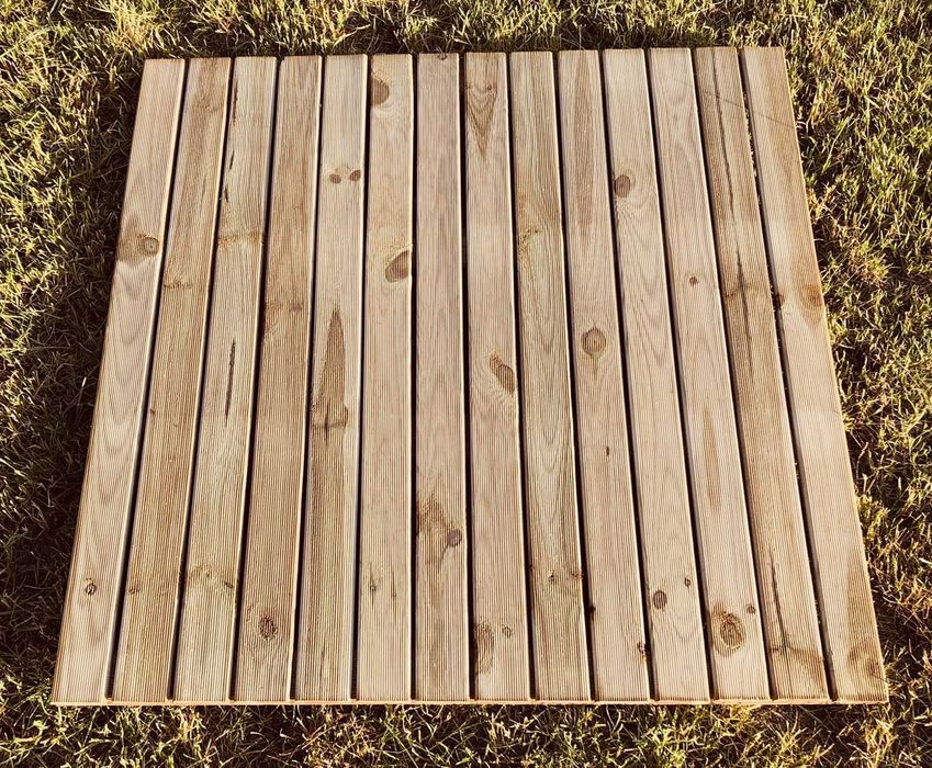 Podesty Drewniane Ryflowane Podest Drewniany 100x100