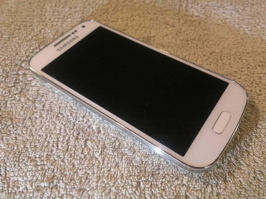 Samsung Galaxy S4 Mini I9195 8 ГБ