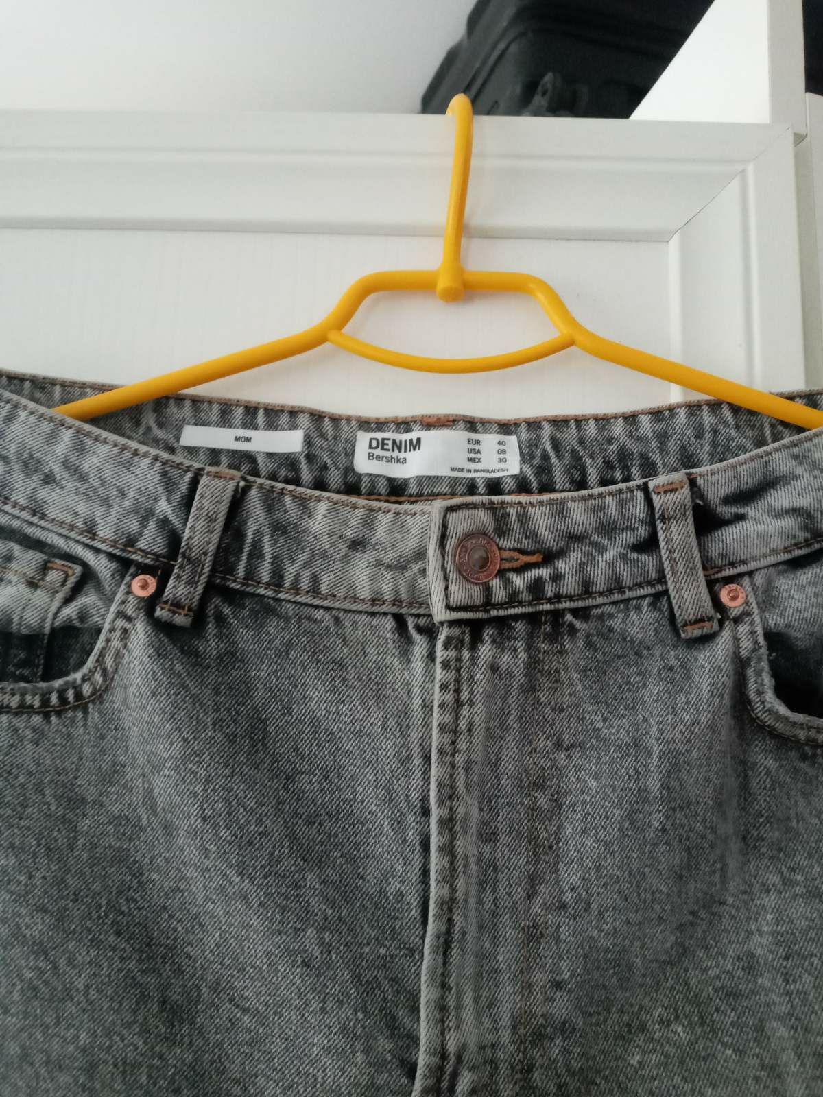 Джинсы Bershka Denim ориг.L,разм.40.Серый цвет.Котон.хорошее состояние