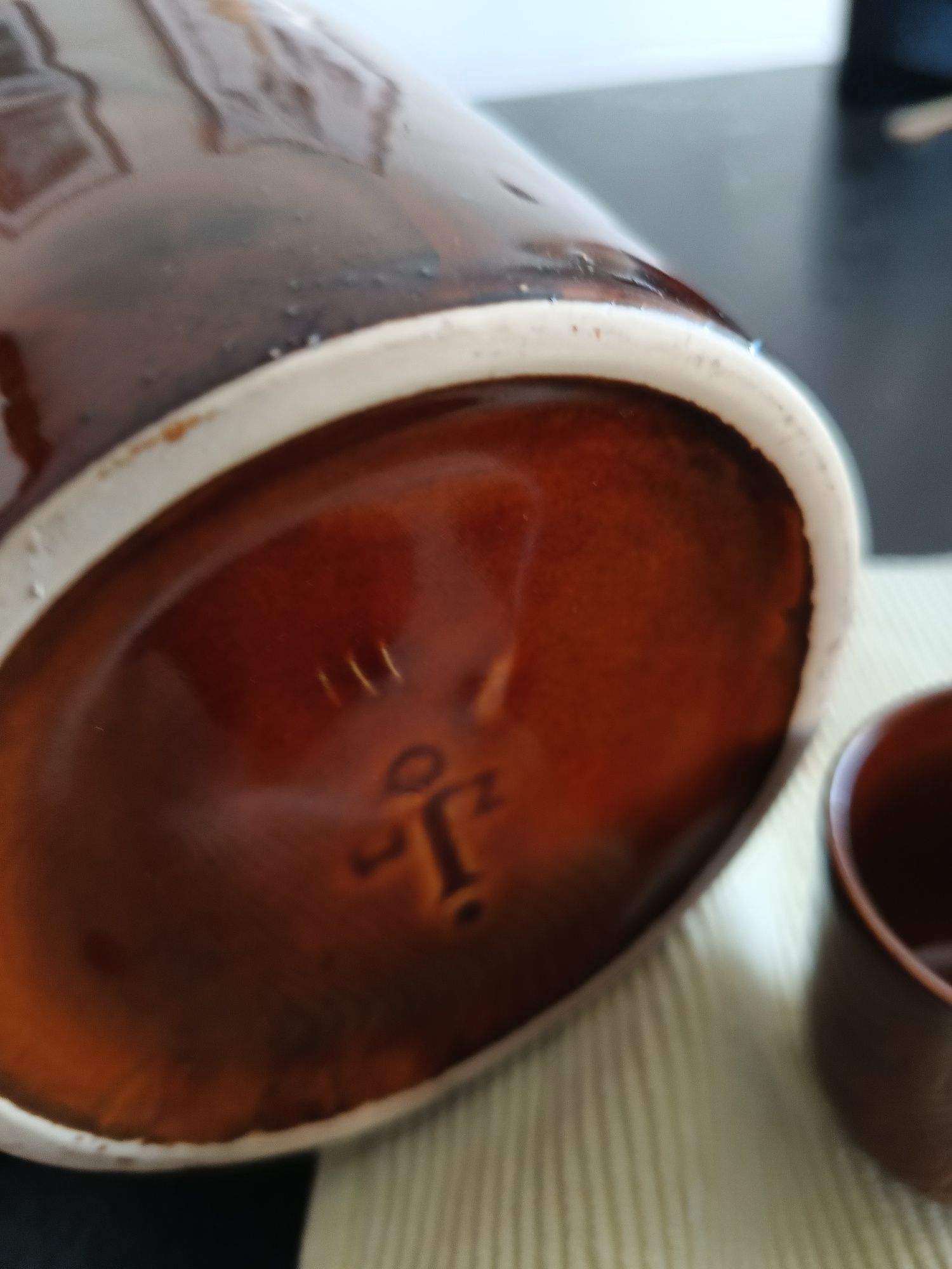 Ceramiczna karafka + 6 kieliszków