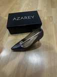 Sapatos Azarey.