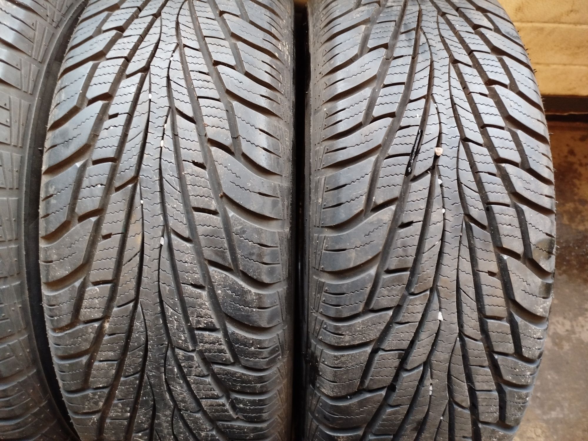 Opony całoroczne Maxxis 225/65R17