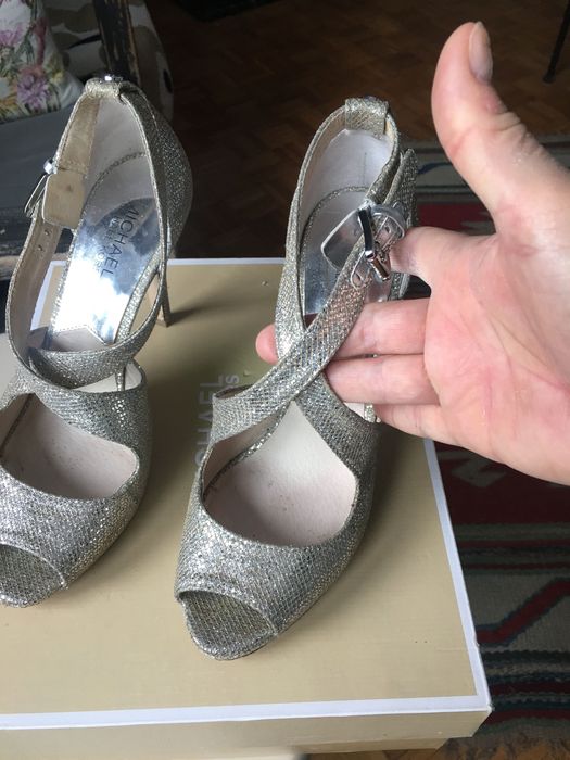 Srebrne buty Michael Kors