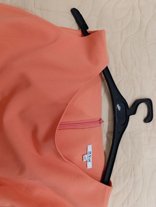 Продам жіночі сукні