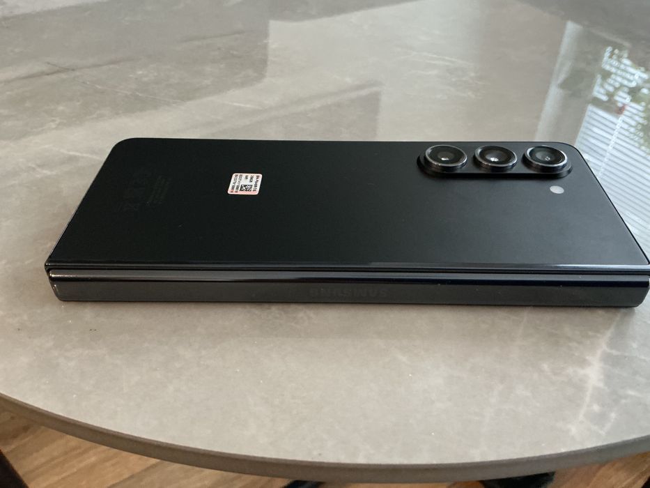 Samsung Galaxy fold 5 na gwarancji z dodatkową ochroną