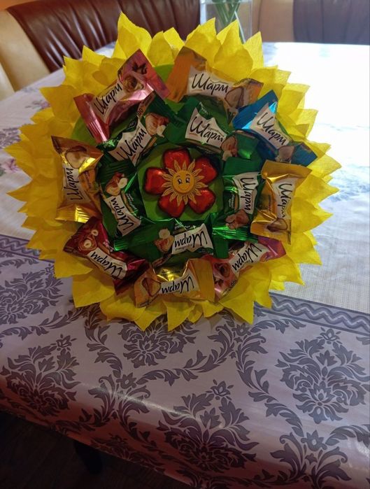 Букет с конфет "Подсолнух"