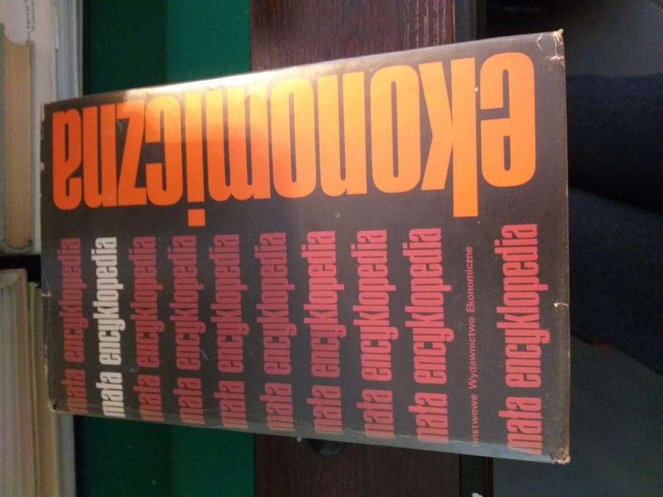 Mała Encyklopedia Ekonomiczna