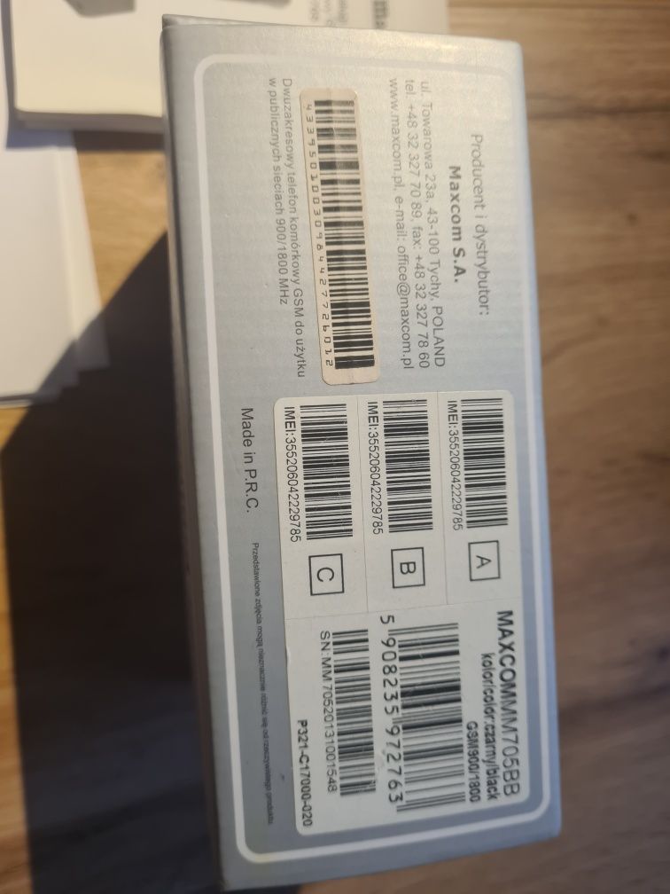 2 x telefon MaxCom MM705BB, jeden prawie sprawny