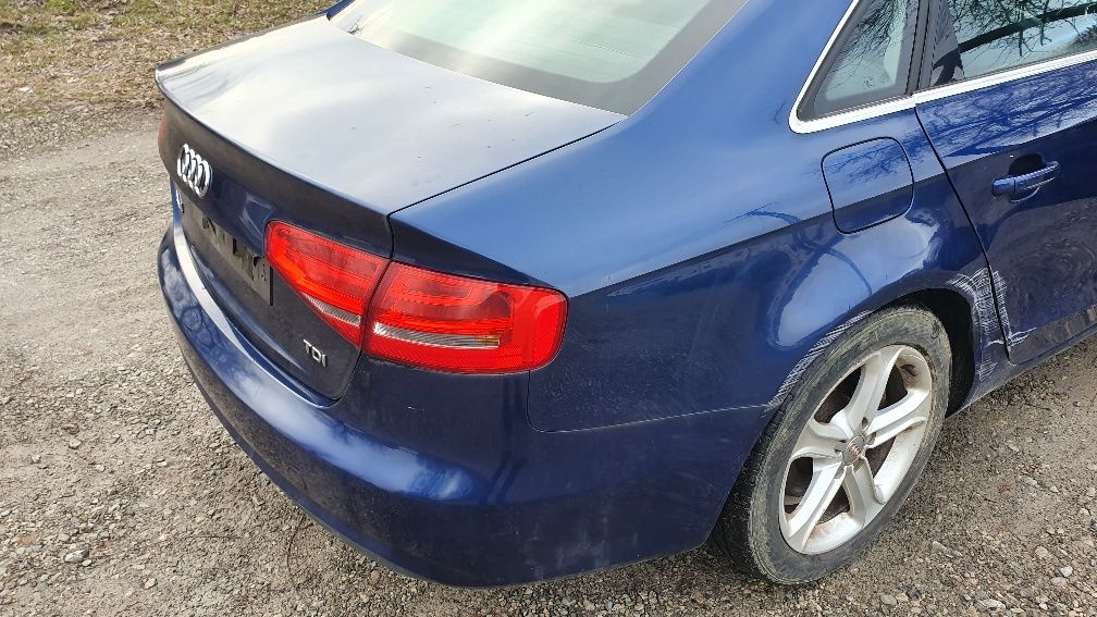 Audi a4 b8 Lift Sedan Klapa Tył Zderzak Drzwi  LD5Q Ładna