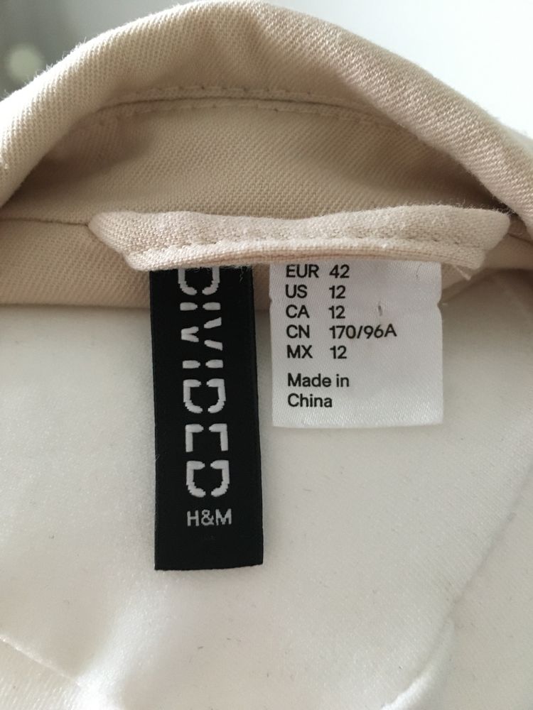 Klasyczna beżowa elegancka marynarka H&M 42/XL do biura na wiosne