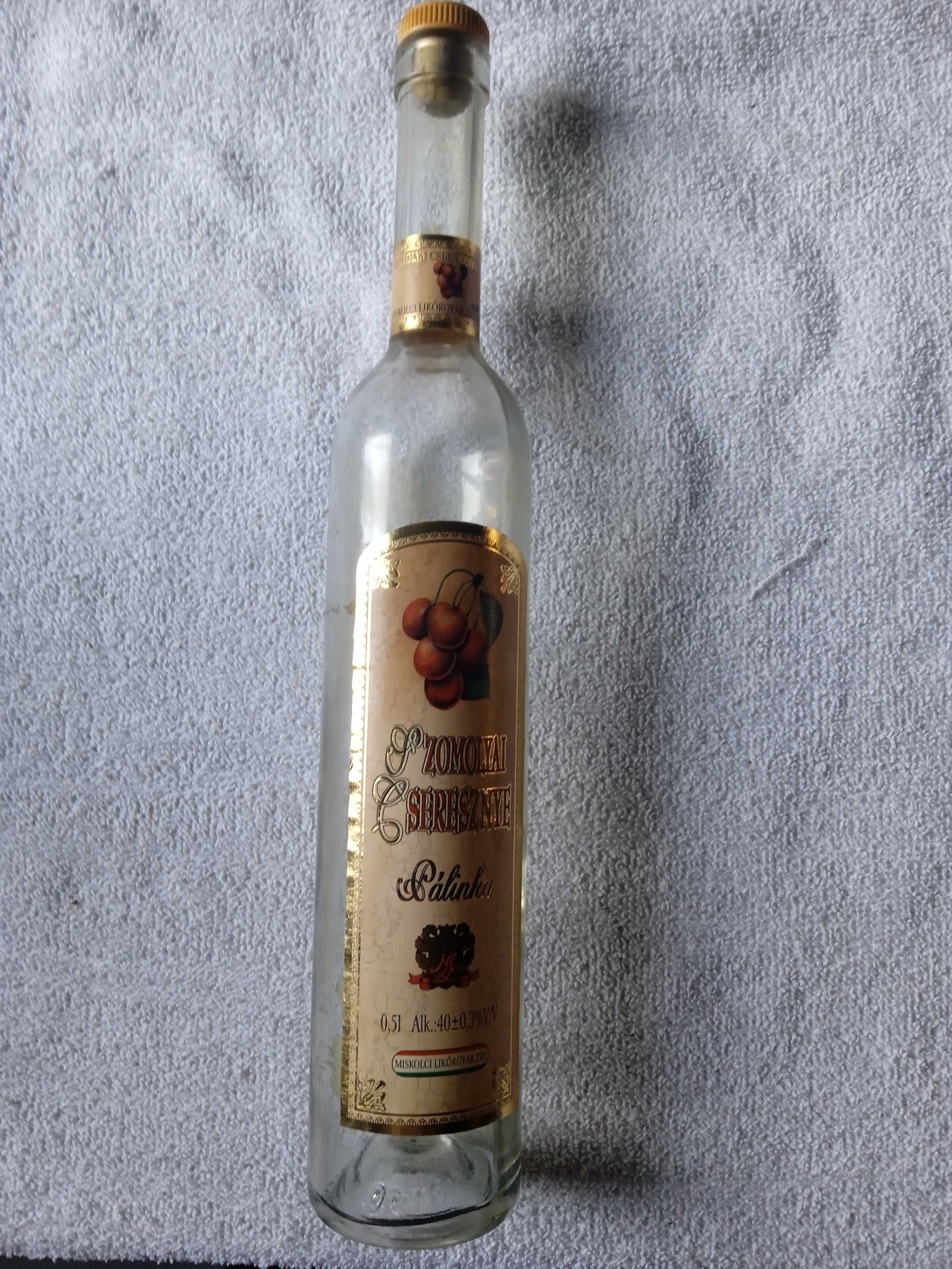 Kolekcjonerska butelka od węgierskiego Palinka, 0,5 l. 40%. Lata 90