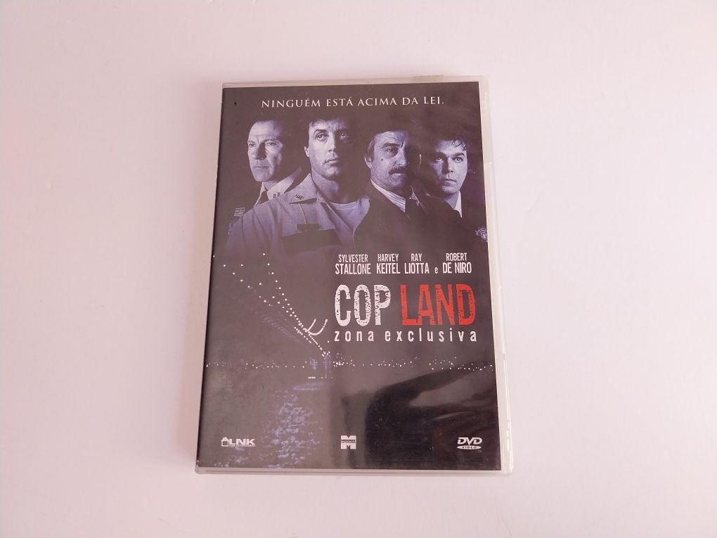 Copland zona exclusiva Sylvester Stallone Harvey Keitel Robert de Niro