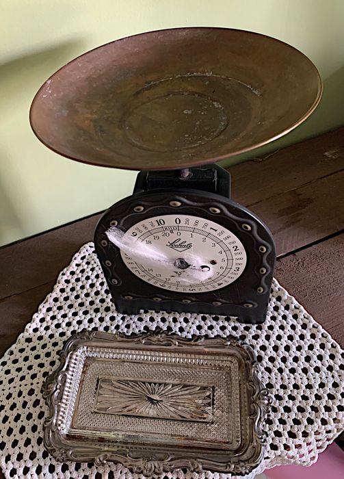 Balança Vintage Loehnte +
Manteigueira banho prata