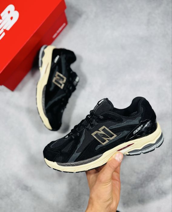 Чоловічі кросівки New Balance 1906D Gore Tex термо