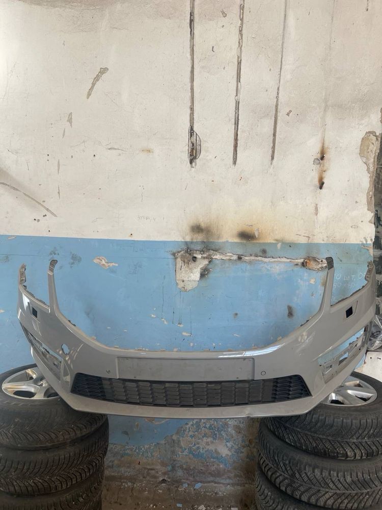 Бампер передній Skoda Octavia 3 5E A7 RS (2017-2020) 5E0807221AA