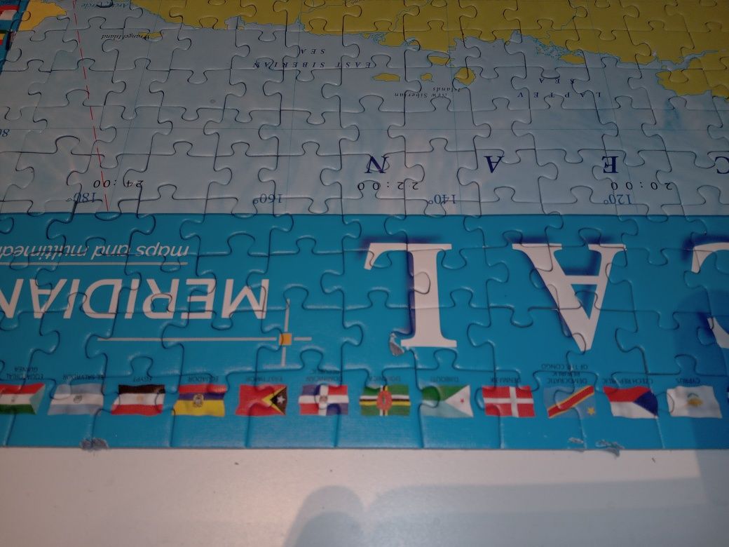 Puzzle polityczna mapa świata  2000 szt.