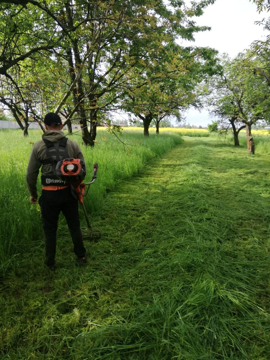 Koszenie traw trawników rowów i innych nieużytków. Jarosław i okolice.