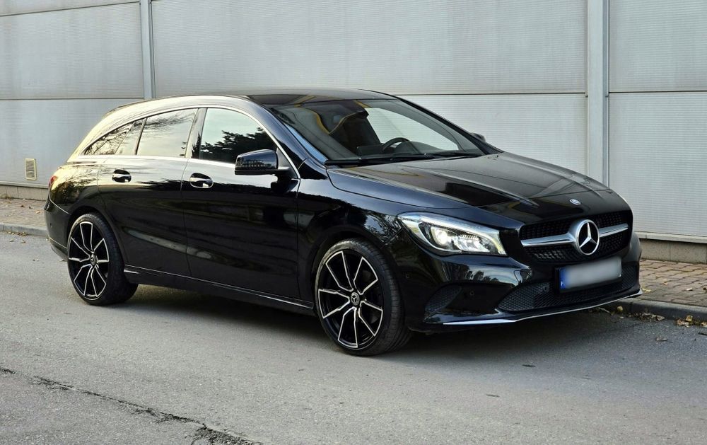 Mercedes-Benz CLA180 AMG 7G~Nawigacja~Bixenon~Półskóra~Czarny Sufit~