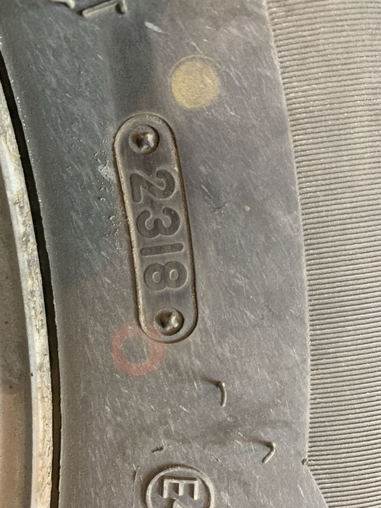 Felgi z oponami 215/70/R16