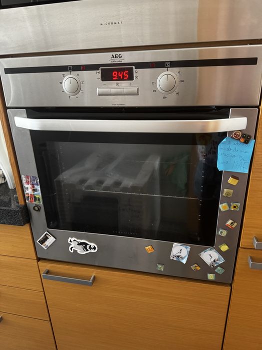Forno AEG entastrar