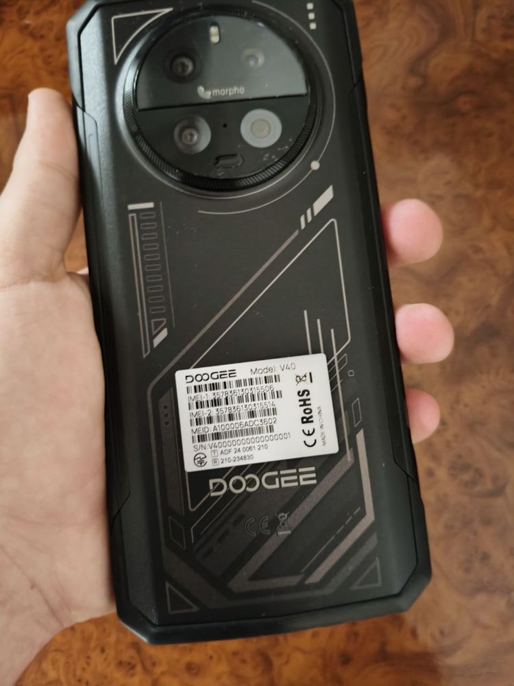 Doogee v40 12/512