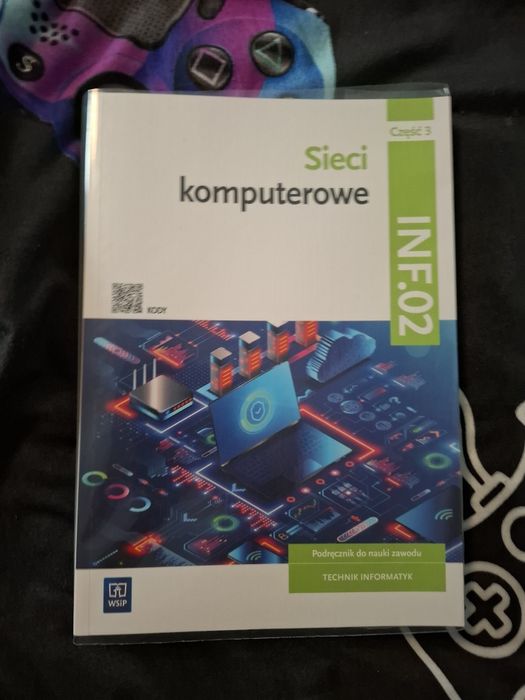 Sprzedam książkę Sieci komputerowe