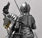 Estatueta cavaleiro Medieval em Resina 33 cm x 20 cm