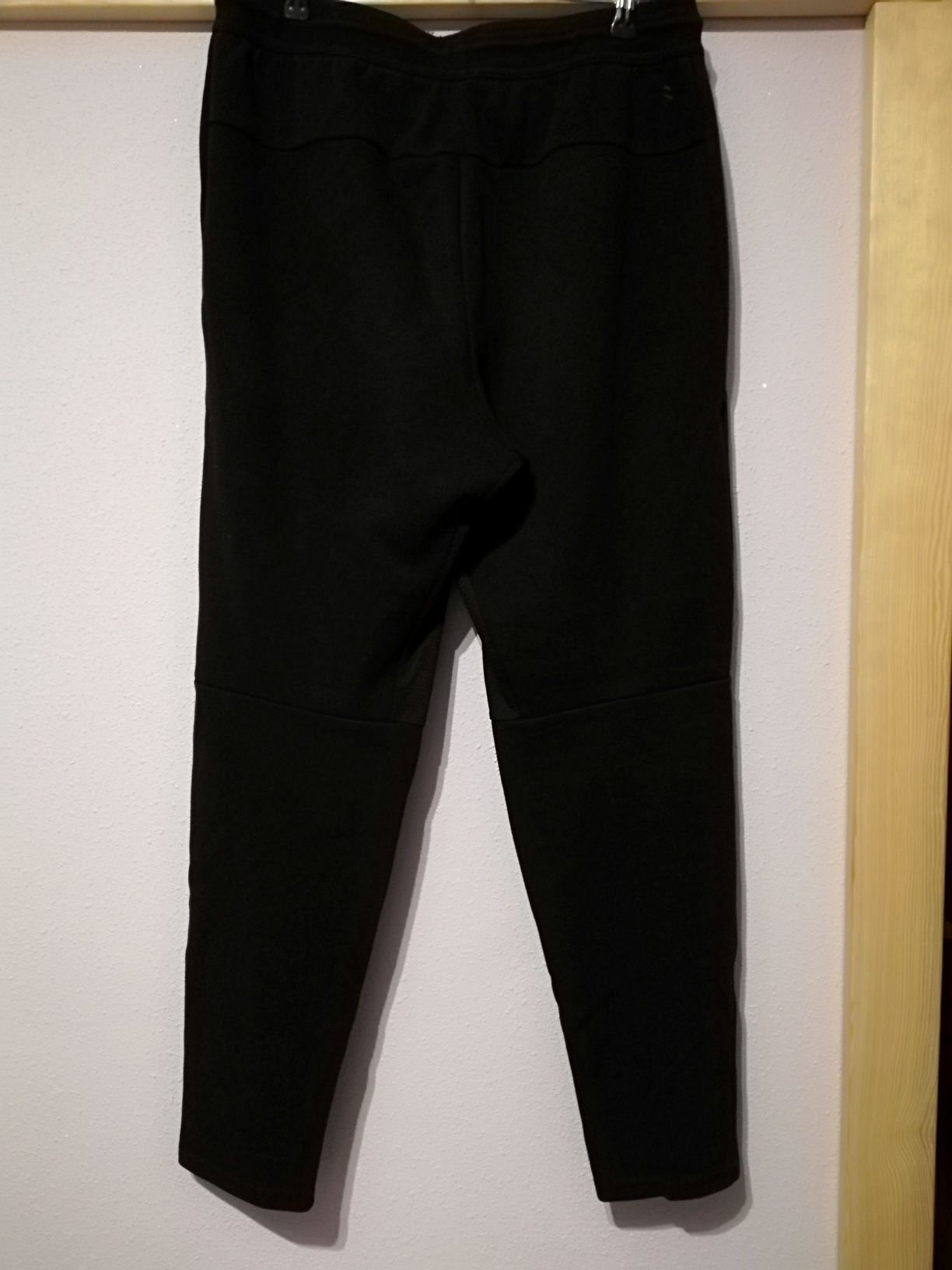 Spodnie treningowe M H&M