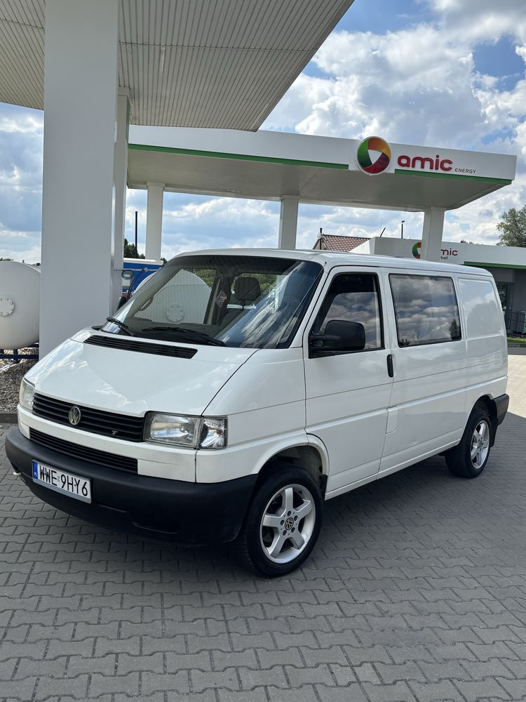 Bardzo ładny Volkswagen T4 - holenderka 6 osób - wzorowy stan