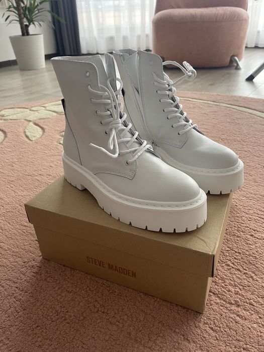 Чоботи Steve Madden