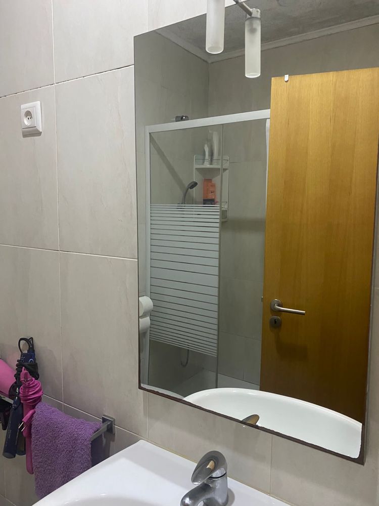 QUARTO GRANDE  P/ CASAL  QUE TRABALHEM